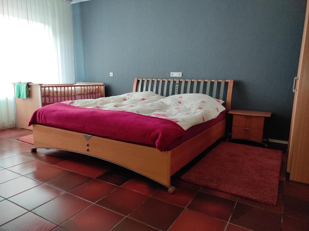 Ferienwohnung Rhede Im Og Buitenkant foto
